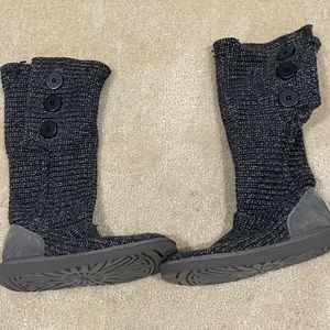 UGGS Classic Cardy II knit grey